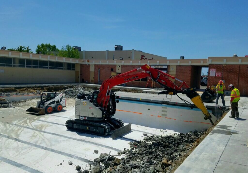 201_ Demo_ Estancia HS Pool _ Doyle Palmer.jpg2