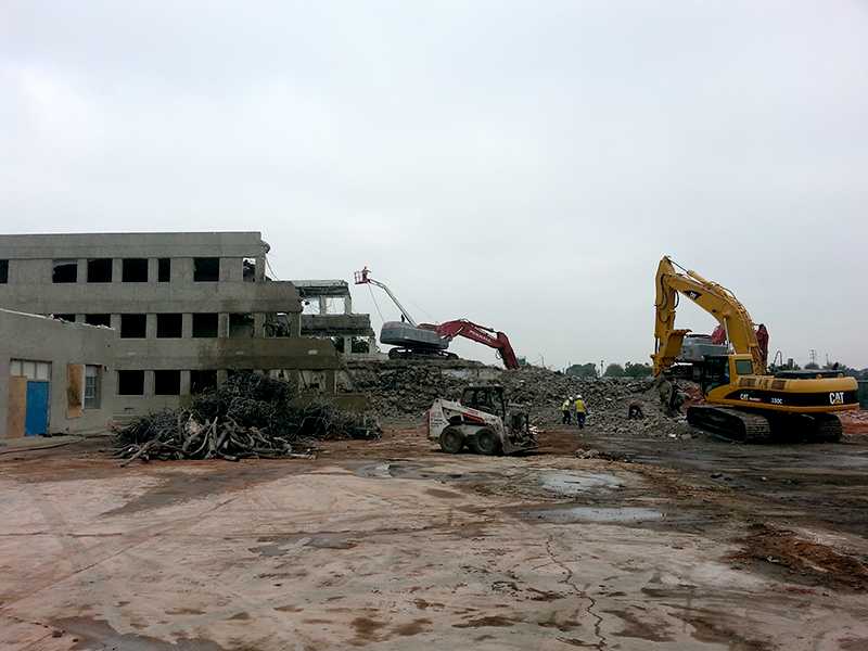 Breaking and Removal of concrete building