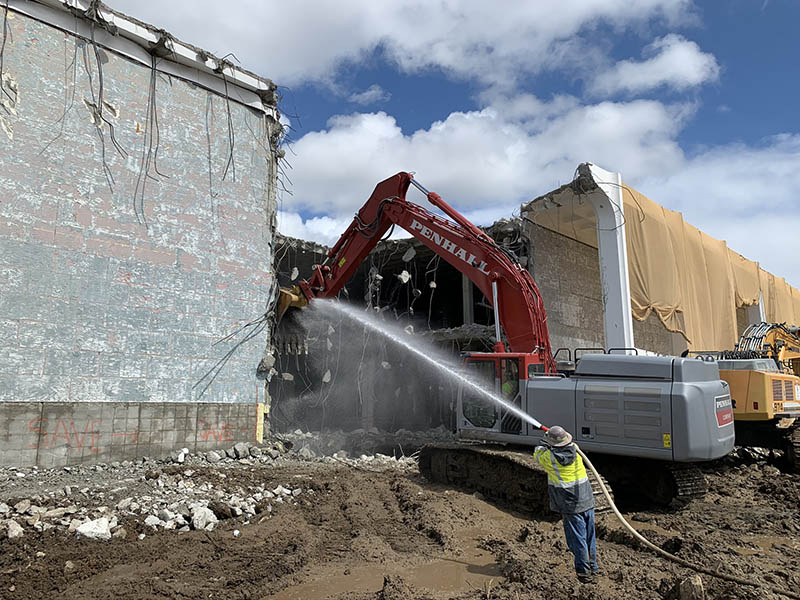 Westfield Topanga Mall, Demolition continues at the Westfie…