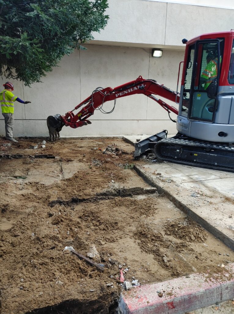 HDR debug info : SBAR:2.7 WHAR:1.6 BAR:6.6 WBR:40.6 WDR:0.0 CB:1 CR:0.4 U:0 UW:0 US:0 LIF:0.0 OCD:0 EXT:0.0 UGN:0.0 AIScene(27) HDR ret(0) Bracket Info:0,-6,-9,-12,-15,-18,0,0,0,0,PEV(-9)   AC brightness(116.2) bright_enhenced_level(0.0) brightness_shift(1.0) brightness_high_level(215), contrast_enhanced_level(1.0) isOutdoor(0)  WDR(1,0)SV(0)SGL(0)HGL(11)SGLPU(11)SGLAY(0)AY(116)